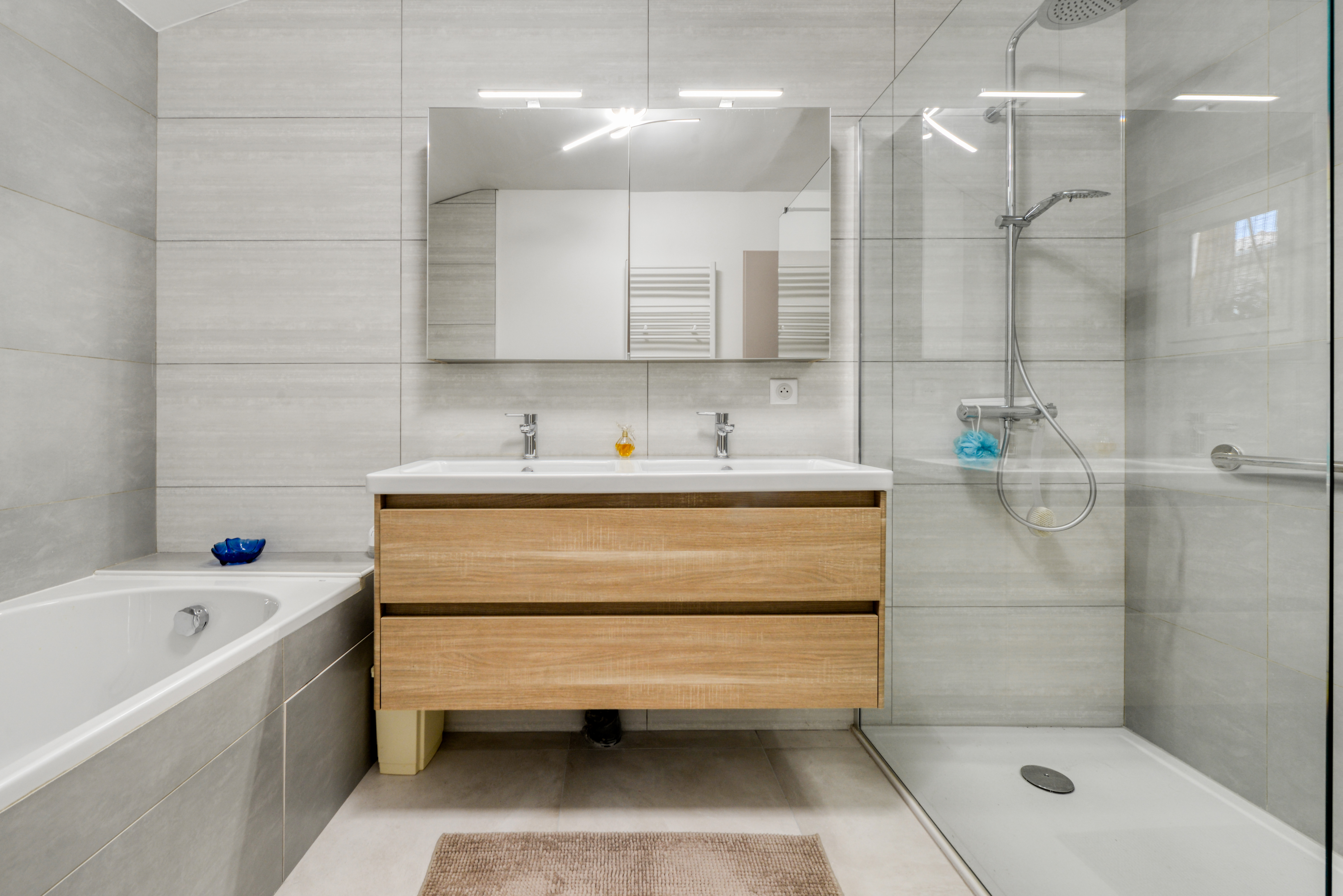 Focus salle de bain et cuisine : rénover les pièces clés de votre habitat