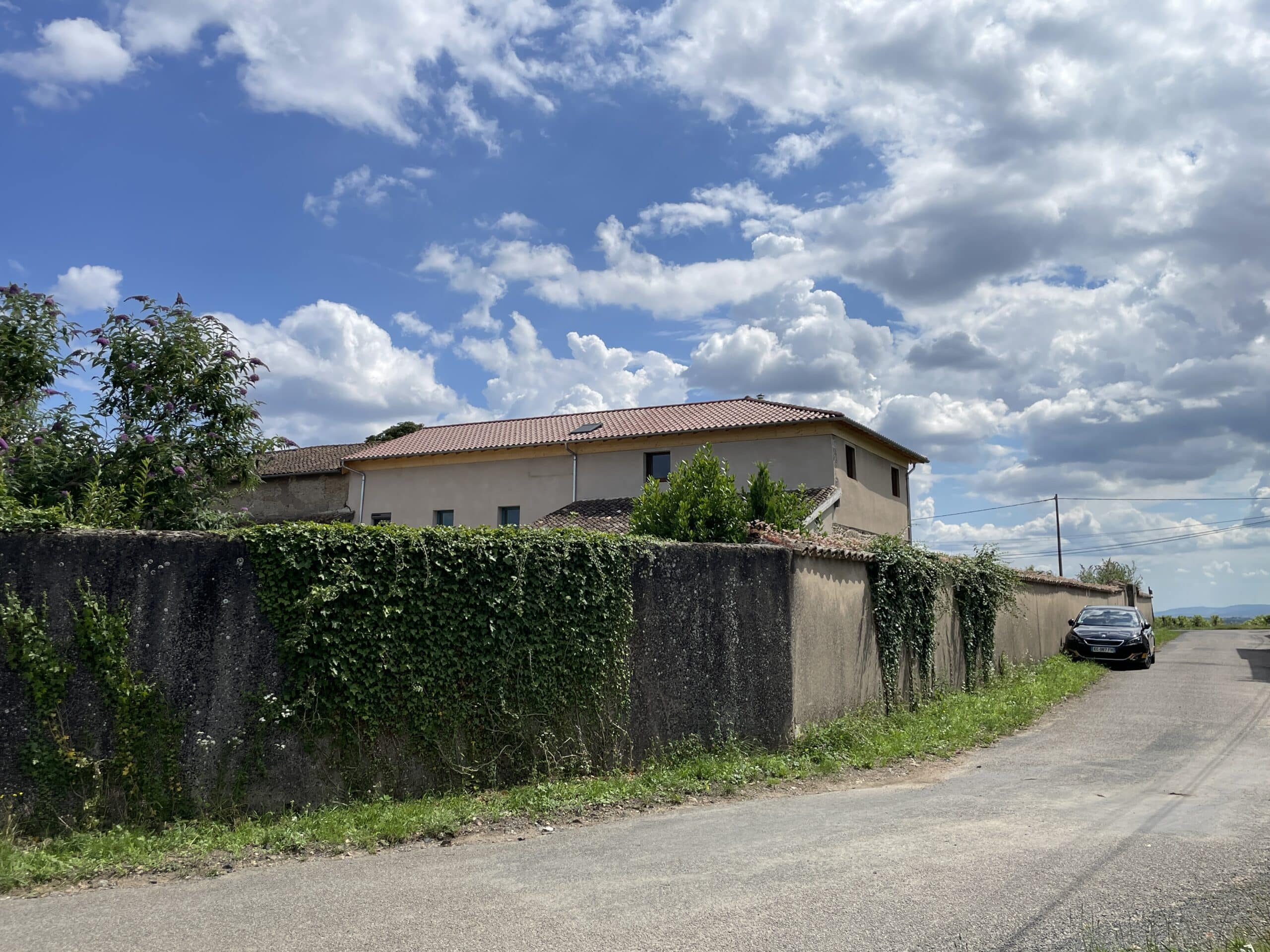 Rénovation d’un garage en espace cuisine et salle de sport près de Mâcon (71)