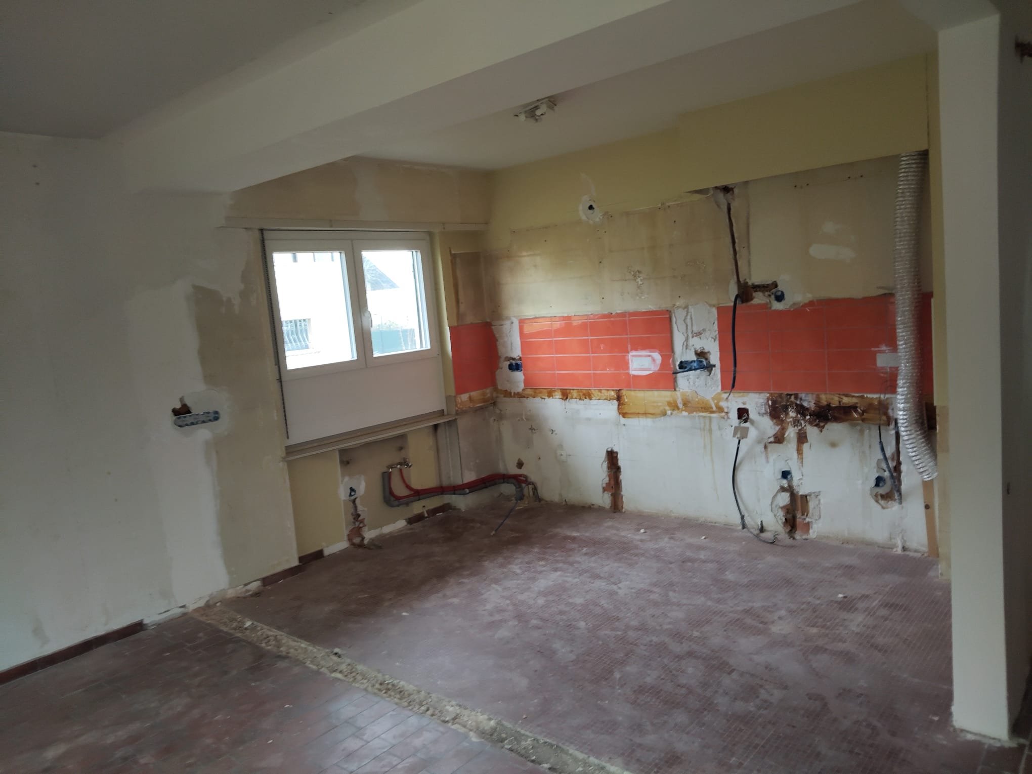 ✨ Suivez l'avancement des travaux chez Mme S à Hésingue ! 🛠️🏡