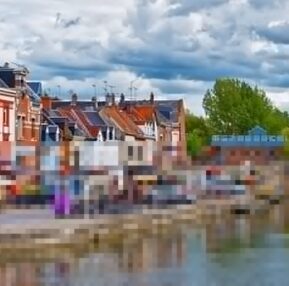 Amiens,,France,-,May,9,,2012:,Quay,Of,Belu,With