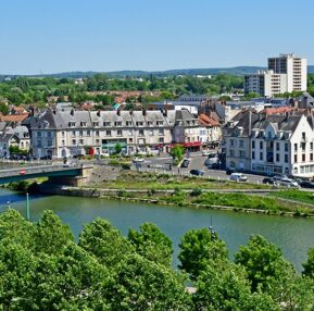 Pontoise,,,France,-,June,2,2019,:,The,City