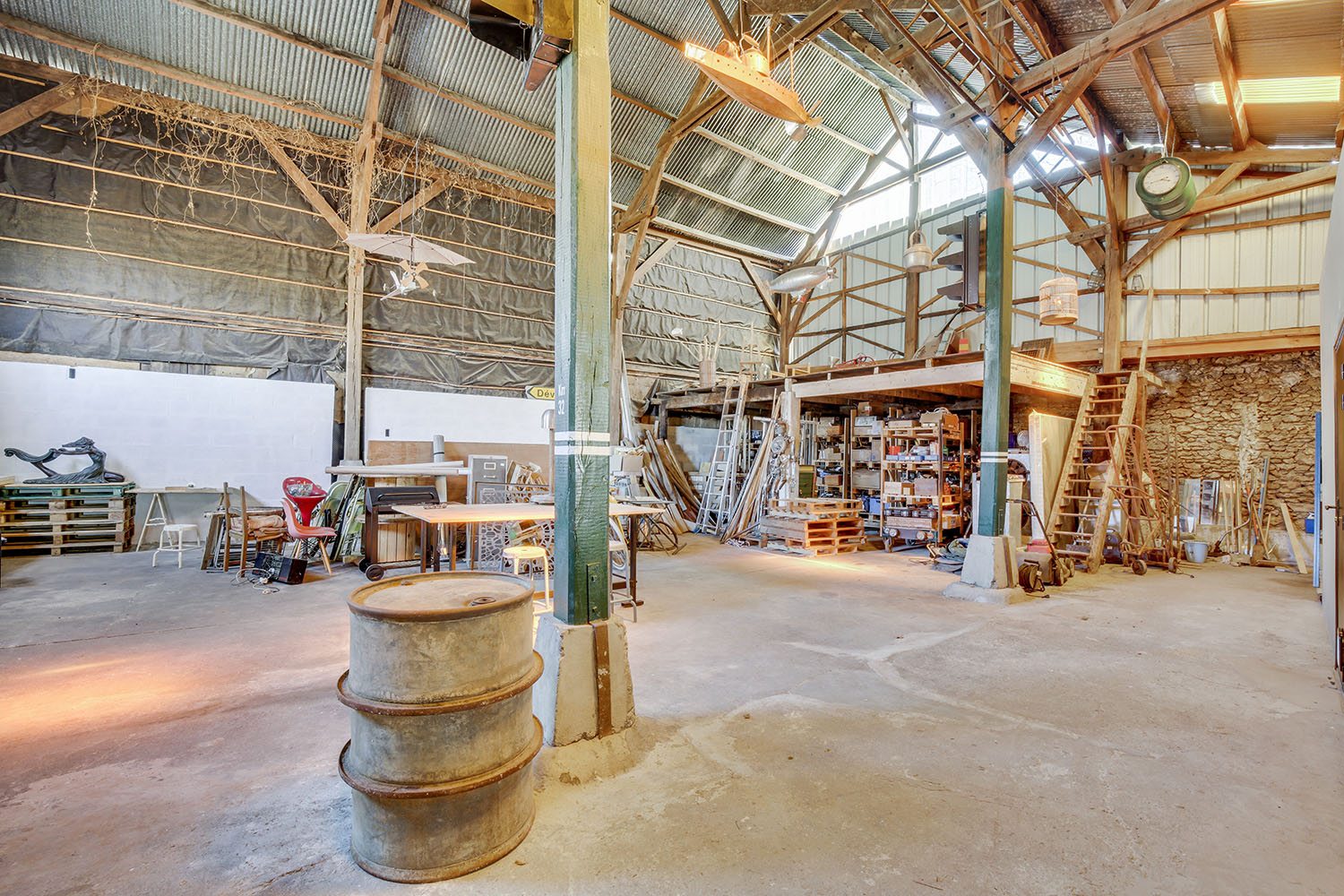 Rénovation d'un garage automobile dans les Yvelines (78) Camif Habitat