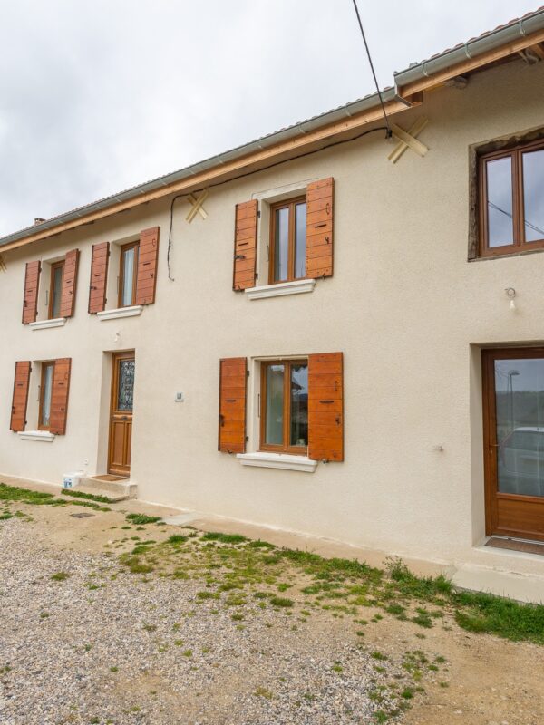 Rénovation d'une ferme près de La Côte-Saint-André (38)
