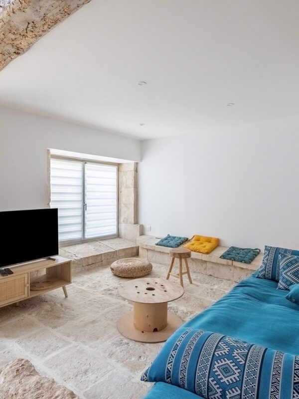 Rénovation d’une grange à Dompierre-sur-Mer (17)