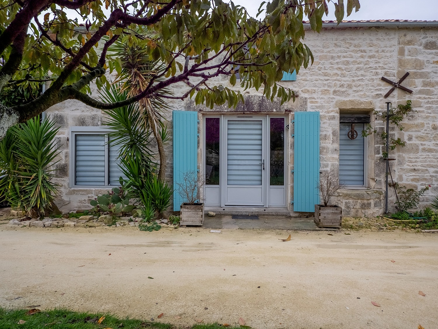 Rénovation d’une grange à Dompierre-sur-Mer (17)