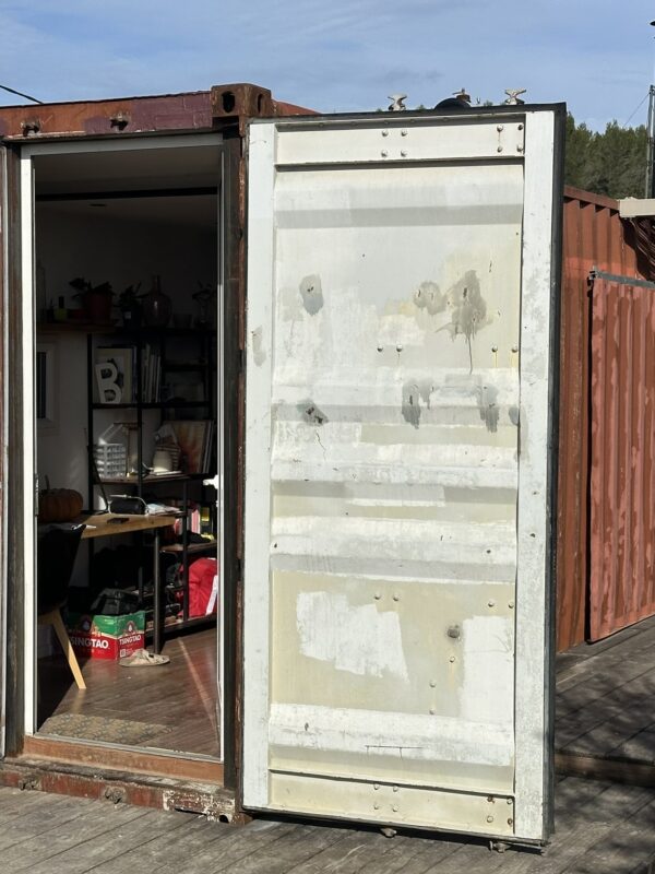 Transformation de container en maison atypique à Nîmes (30)