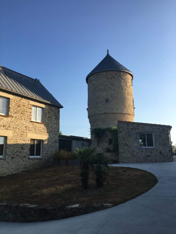 Rénovation d'un ancien moulin à Saint-Brevin (44) - Camif Habitat