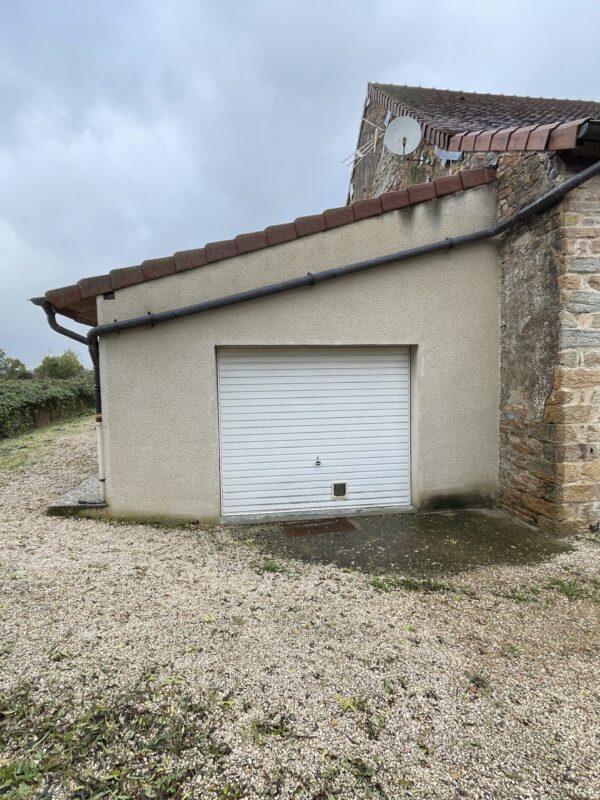 Rénovation d’un garage en espace cuisine et salle de sport près de Mâcon (71)