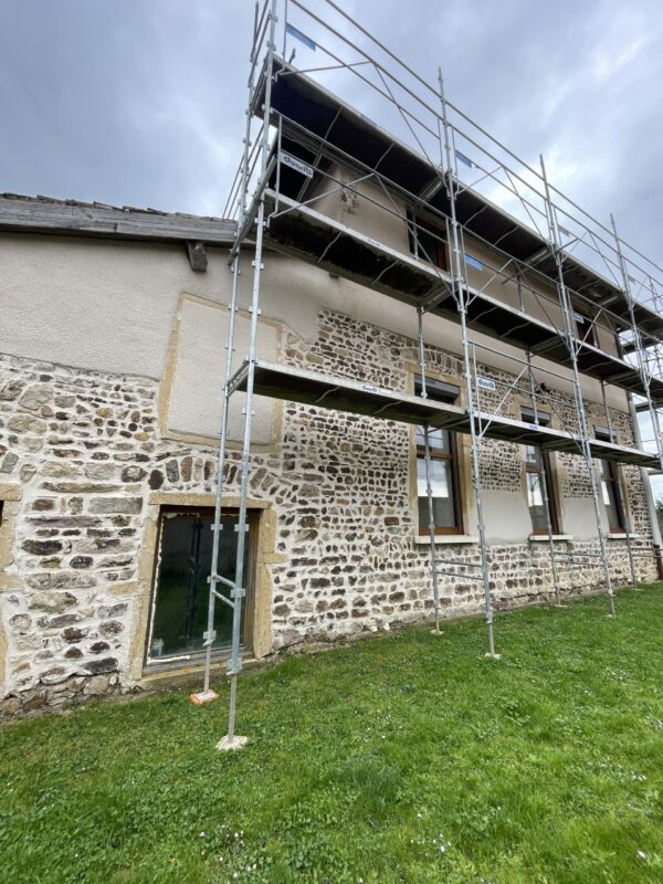 Rénovation d’une toiture d’une maison ancienne près de Mâcon (71)