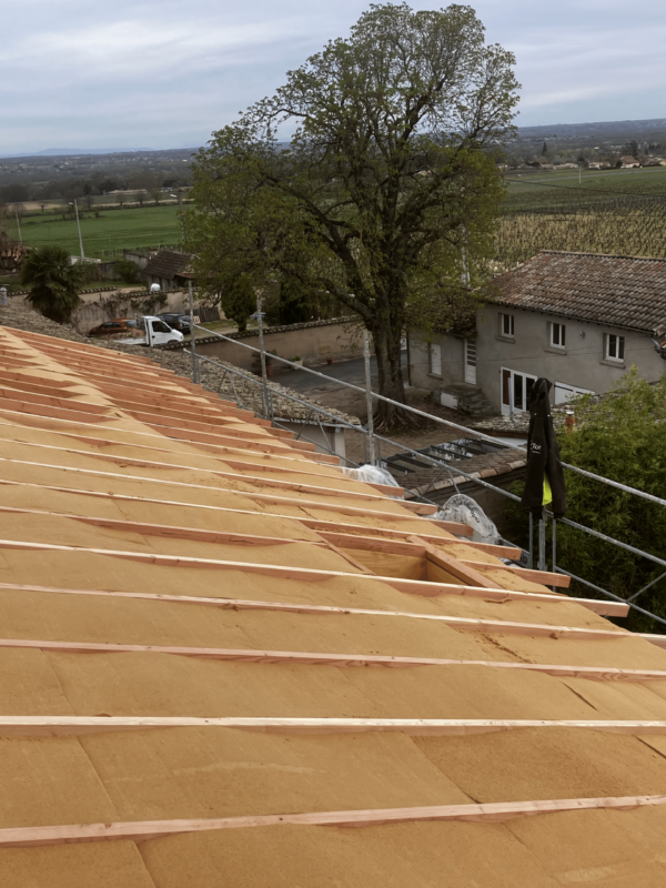 Rénovation d’une toiture d’une maison ancienne près de Mâcon (71)