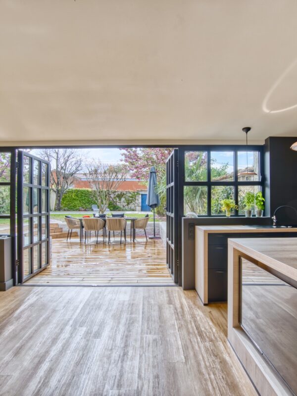 Rénovation d'une maison de ville à Cognac (16)