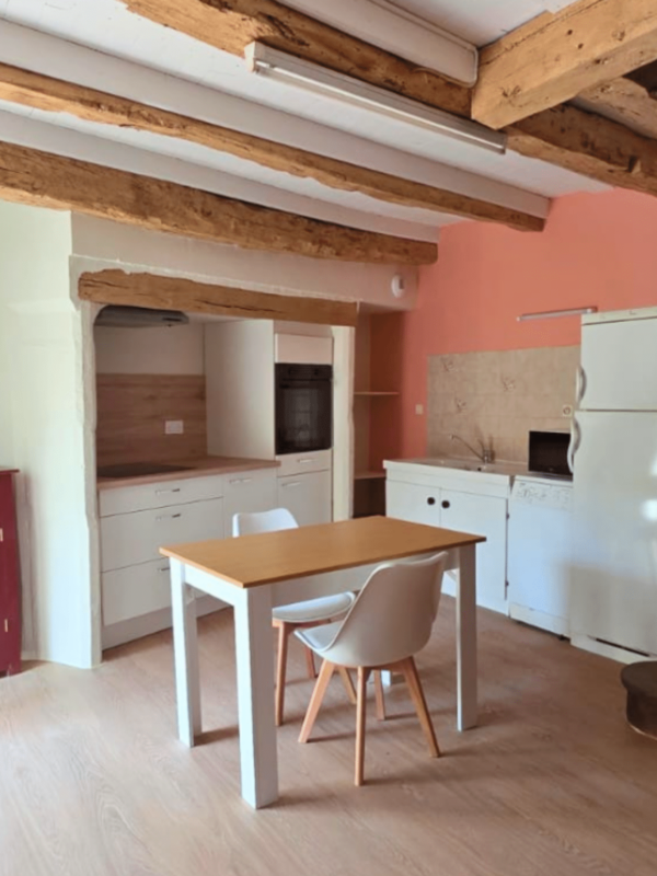 Rénovation et modernisation d’une maison secondaire à Mouret (12)