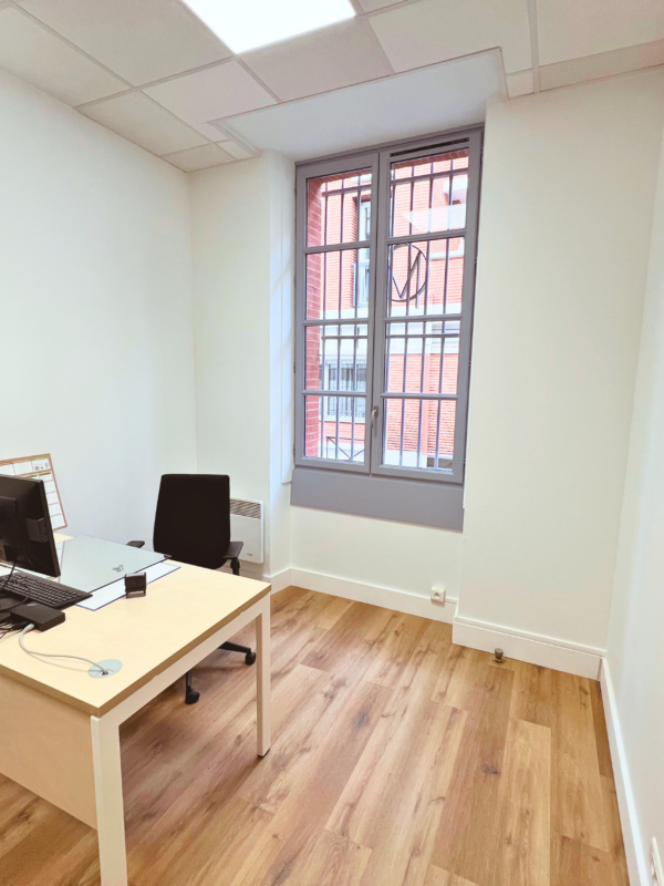 Rénovation de locaux professionnels pour une agence immobilière à Toulouse (31)