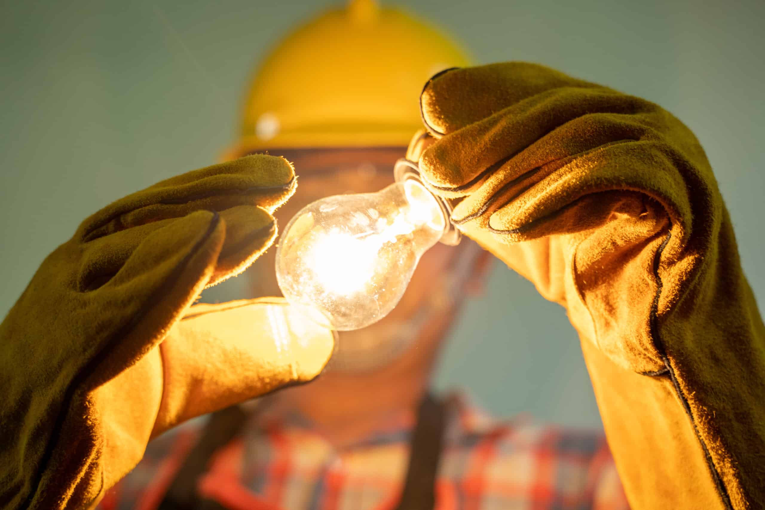 Comment remettre votre maison aux normes électriques ?