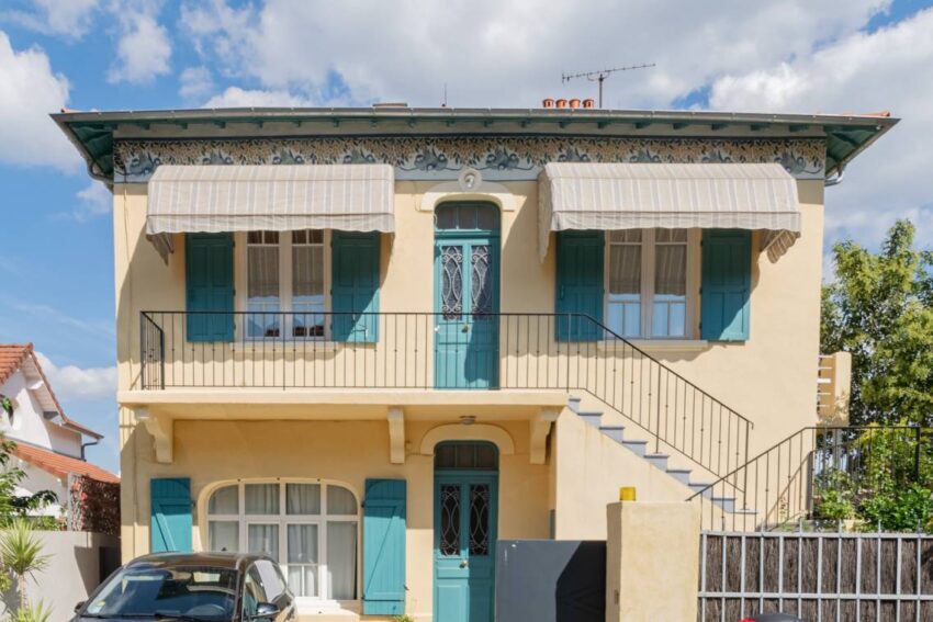 Rénovation d’une façade à Aix-en-Provence (13)